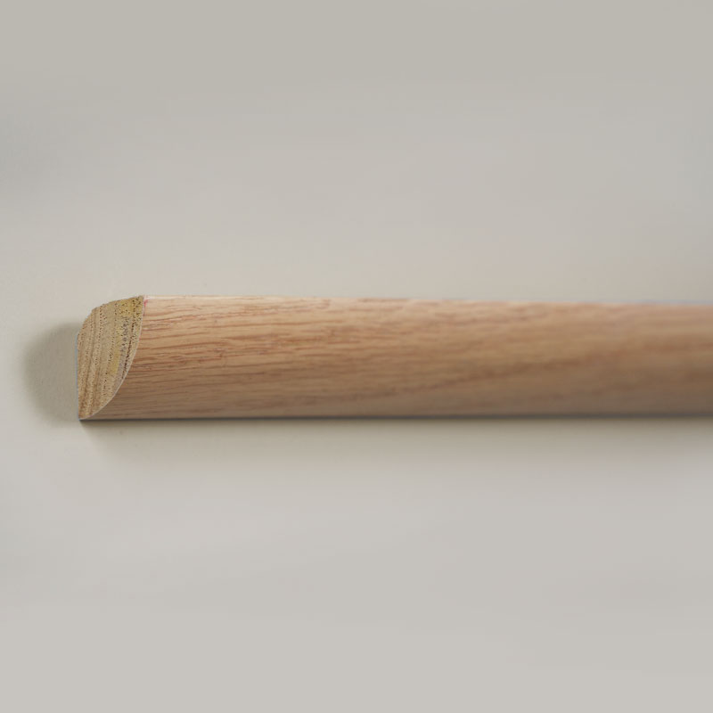 Čtvrtkruhová lišta z masivního dřeva (obalená dýhou z červeného dubu + barva) - Dubová barva 7/8' x 7/8'