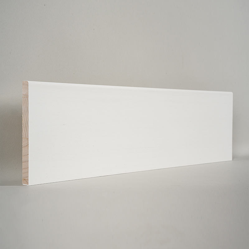 Borovicová soklová deska (výplňový základ a perleťově bílá) 1/2' x 4 1/2'