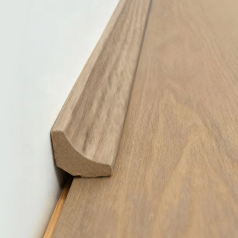 Vnitřní rohová lišta MDF / lišta Scotia (obalená bílou dubovou dýhou + barva) – barva přírodního dubu 7/8' x 7/8'