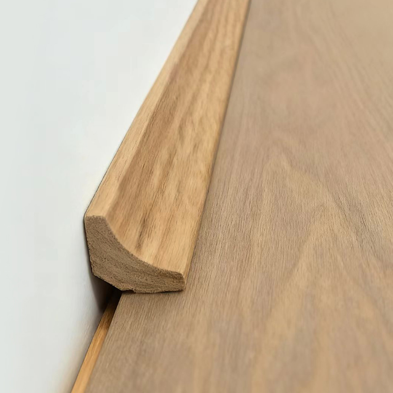Vnitřní rohová lišta z masivního dřeva / lišta Scotia (obalená dýhou z červeného dubu + barva) – Barva dubu 7/8' x 7/8'